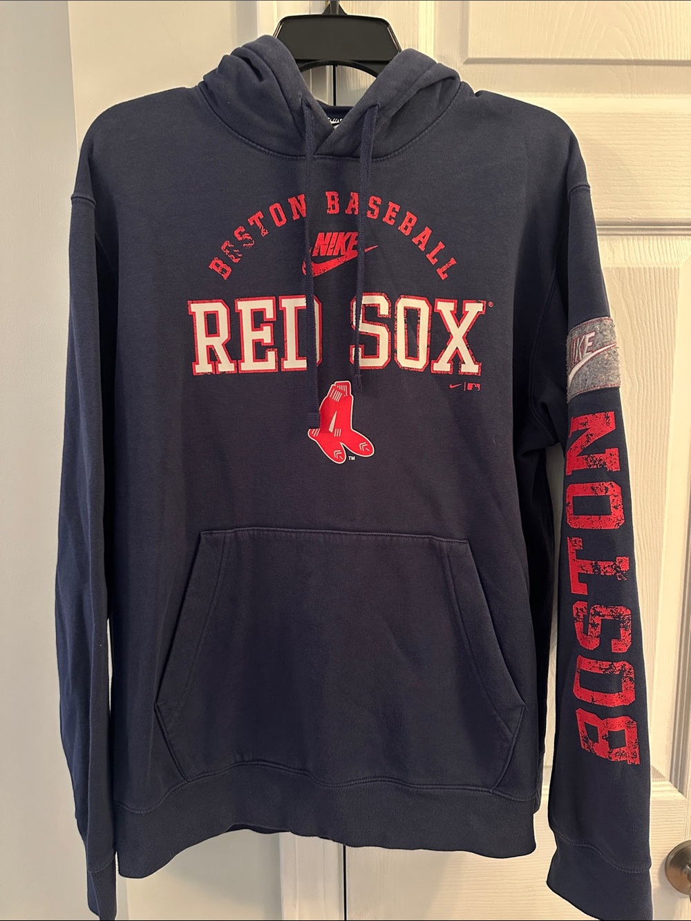 Nike ❤️ Red Sox Hoodie in Navy with Graphic and Embroidered Patch- Unisex Medium